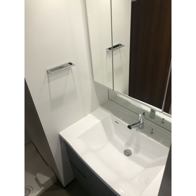 アスール北上野の独立洗面台