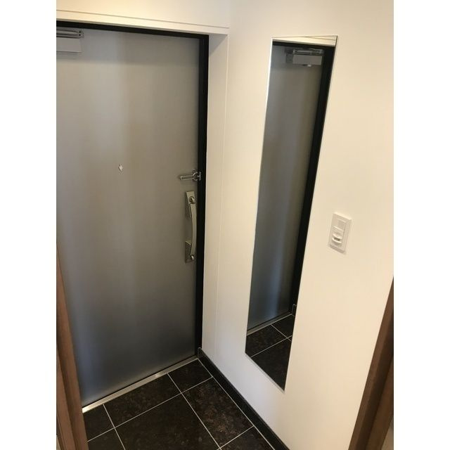 アスール北上野の玄関