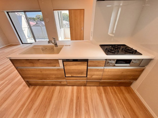 【キッチン】 | エステ・スクエア青葉の森一番館 | お料理を効率的に、楽しく！新品のカウンターキッチンで料理がますます楽しくなります！