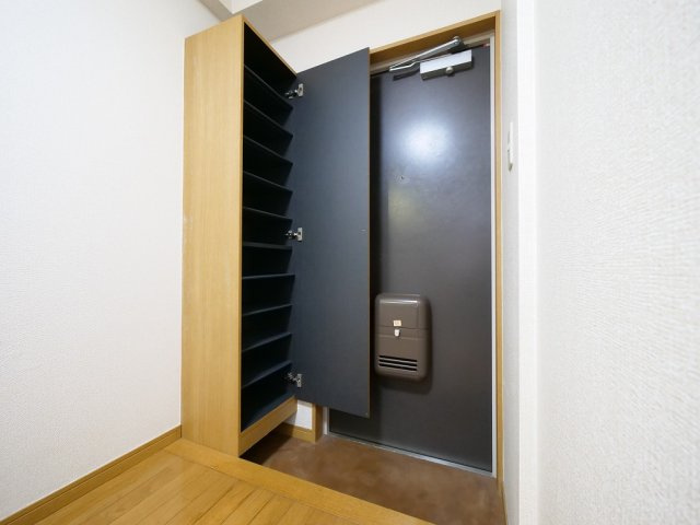 サークルSの玄関