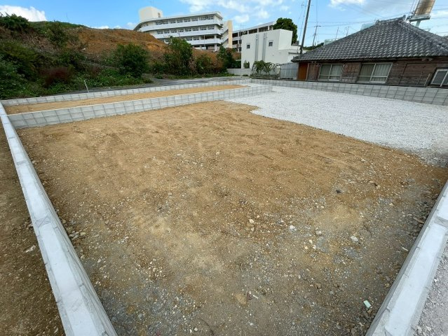 ＋＋沖縄市知花1丁目－A号棟（全3棟）の外観