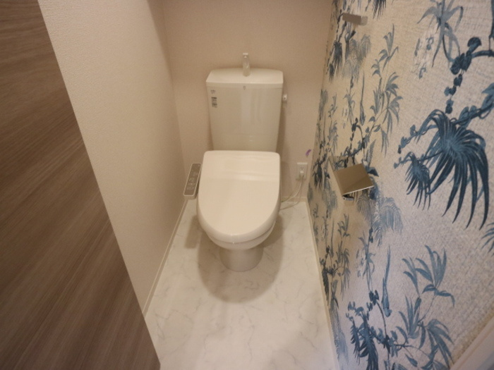 LA MAISON VERTE 西田辺のトイレ