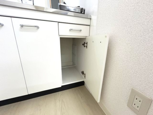 コムーネ灘のキッチン