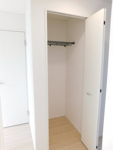 清須市春日弐屋敷の新築一戸建の収納|◇２階ホール収納◇　　掃除道具や季節の荷物が収納できます！