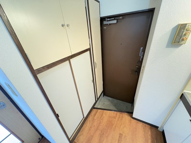 アーバンいちかわの玄関