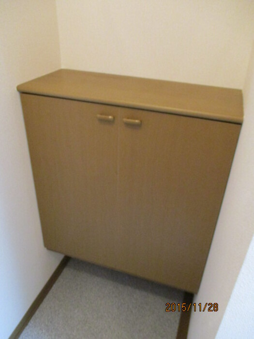 サンハイツ小中島　Ｄの玄関