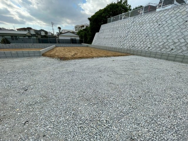 ＋＋沖縄市知花1丁目－C号棟（全3棟）の外観