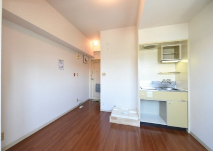 ニューライフ新宿東の居間・リビング