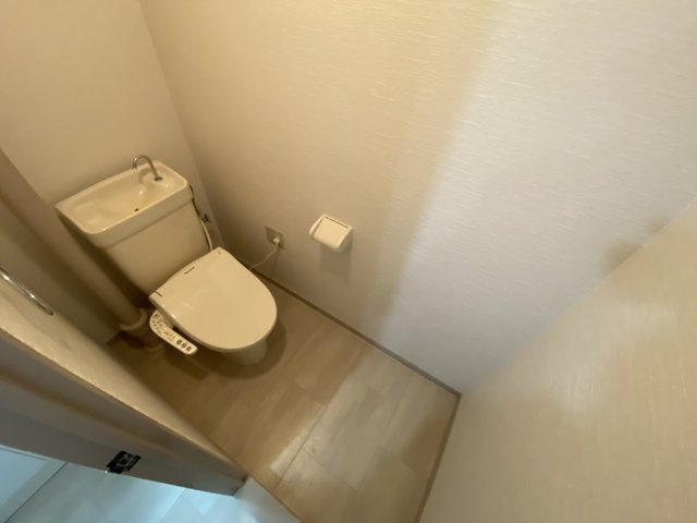 ウォシュレット付きのトイレです♪