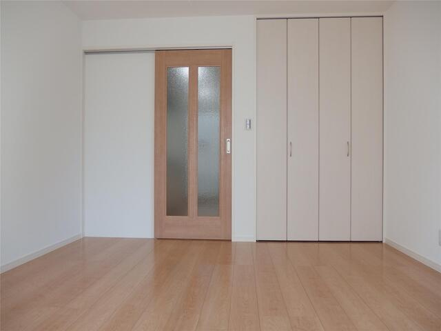 横浜市戸塚区上倉田町のアパートの寝室|日当たり良好の洋室♪