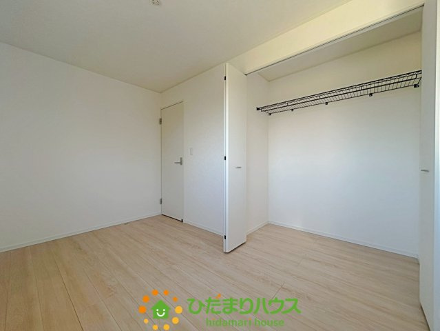 古河市中田第7　新築一戸建て　クレイドルガーデンの収納|家族の暮らしに寄り添った、機能的で便利な収納スペースですね！
