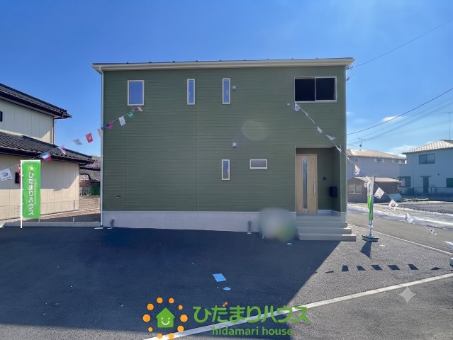 古河市中田第7　新築一戸建て　クレイドルガーデンの外観|温かみのある雰囲気で、帰るのが楽しみになりそうなお家ですね！