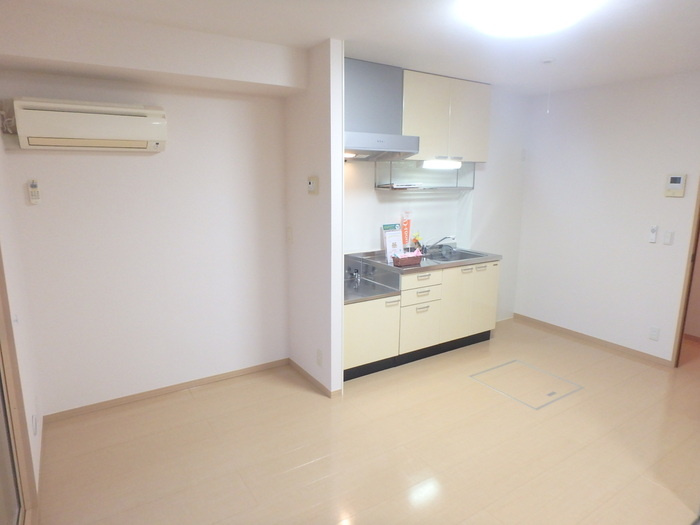 Horinouchi･パーク･フィールド　Ｂの居間・リビング