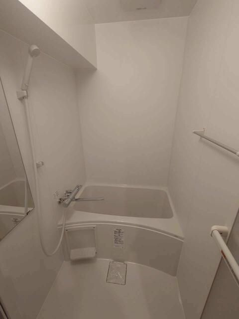 ハイネス国分寺ルミエールの浴室