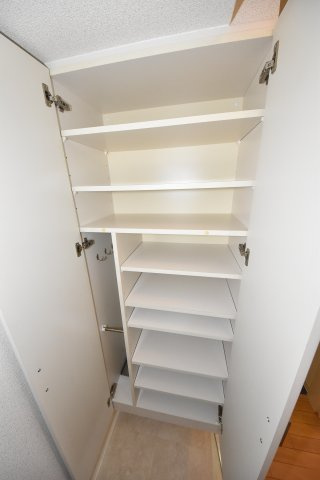 エスリード阿波座サウスプレイスの収納