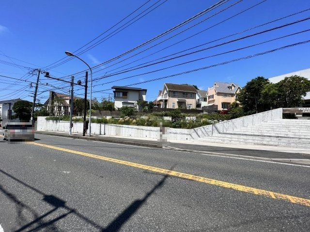 海まで7分！「葉山サンハイツ」3階　リノベーションの周辺|国道