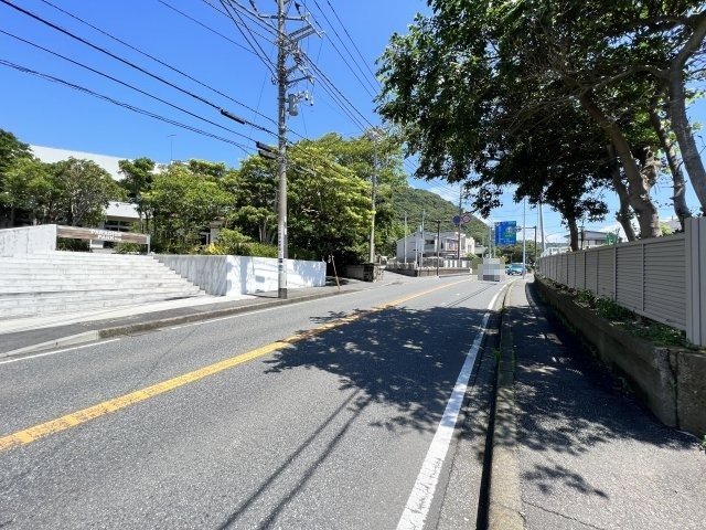 海まで7分！「葉山サンハイツ」3階　リノベーションの周辺|国道