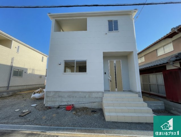 彦根市正法寺町　第1期　新築一戸建ての外観|お客様に長く安心して住んでいだだける事にこだわった家づくり！住んでからのアフターサービスにもしっかりと取り組んでいます！