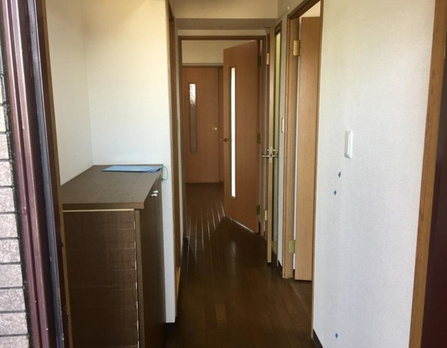 川崎市多摩区菅馬場１丁目の賃貸マンションの玄関