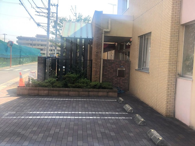 川崎市多摩区菅馬場１丁目の賃貸マンションの駐車場