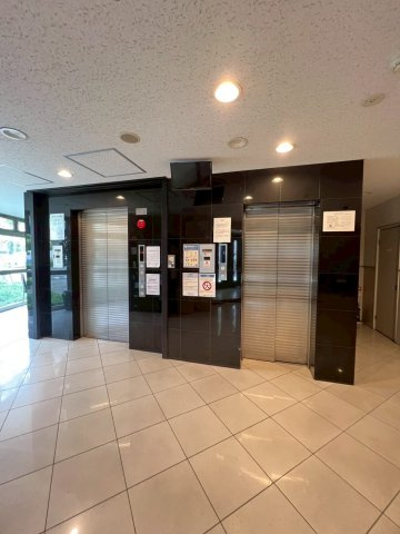S-FORT警固タワーのロビー