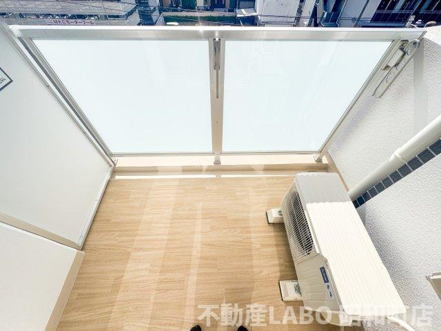 ART Tennoujiのバルコニー