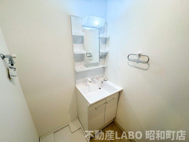 ART Tennoujiの洗面所