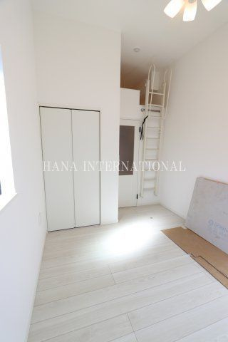 アザーレ・ターコイズ府中本町B棟の居間・リビング|※別号室参考写真