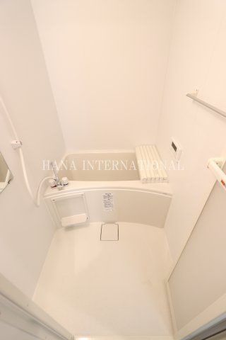 アザーレ・ターコイズ府中本町B棟の浴室|※別号室参考写真