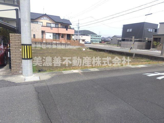 ６６７２２　岐阜市上土居土地の外観