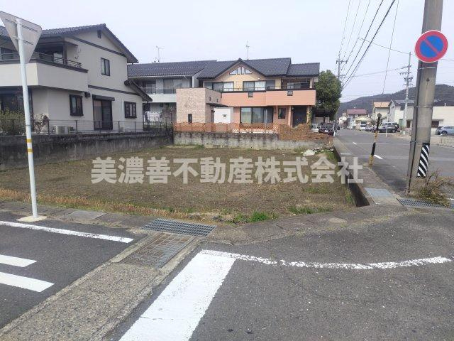 ６６７２２　岐阜市上土居土地の外観