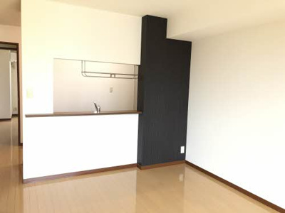 【居間・リビング】 | グリーンハウス A棟 | LDK12.2帖