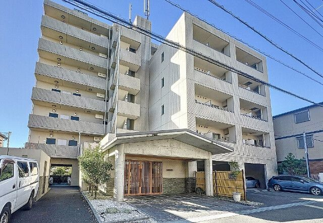 浦安市堀江３丁目の賃貸マンションの外観