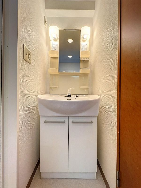 浦安市堀江３丁目の賃貸マンションの独立洗面台