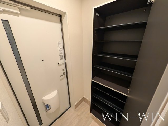 ベラ・カーサの玄関