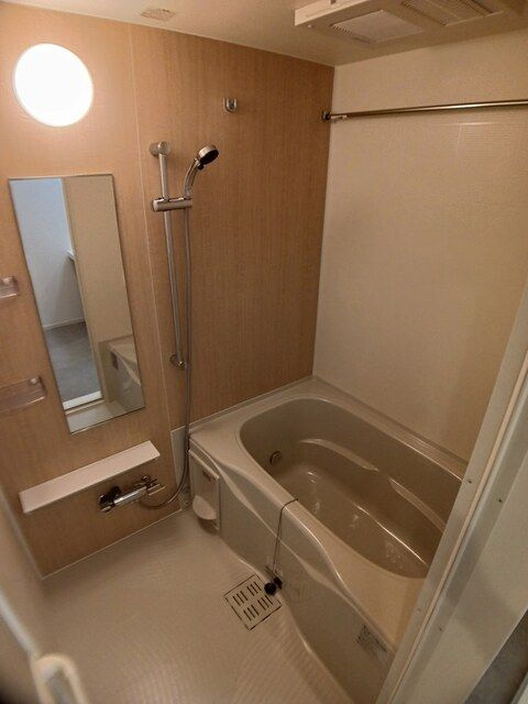 クレストネリマの浴室