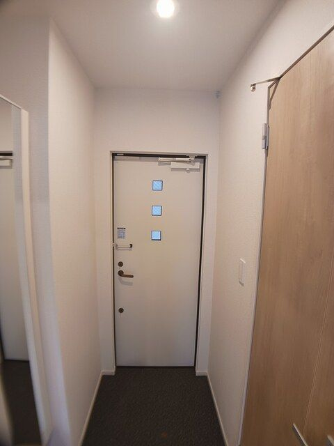 クレストネリマの玄関