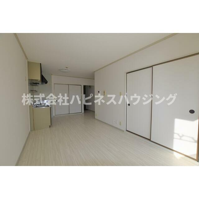 セジュール石田Ⅱの居間・リビング