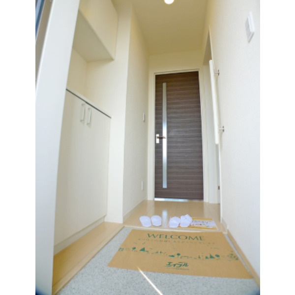 FIRST SCENE Ⅱ番館の玄関