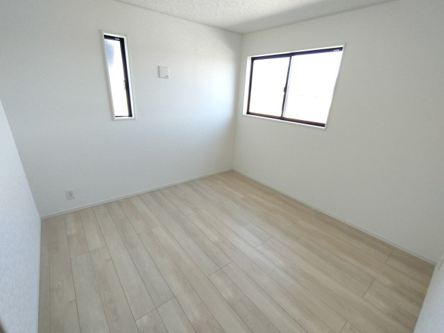 【Cradle Garden】　栃木市大平町西野田　第４　全4邸の洋室|〇２号棟　洋室　6.1帖〇
お子様ひとりひとりにお部屋を持たせることができます♪
2026年3月撮影