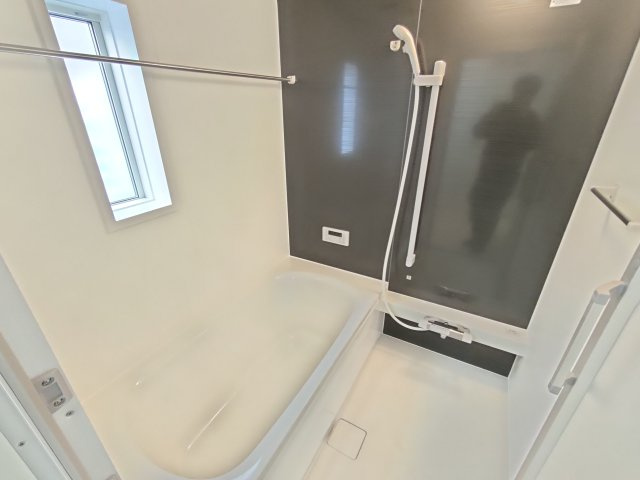 【Cradle Garden】　栃木市大平町西野田　第４　全4邸の浴室|〇４号棟　浴室〇
浴室暖房乾燥機付き！ゆったり入って疲れを癒すことができます♪
2026年3月撮影