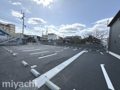 【駐車場】 | グレイシャス