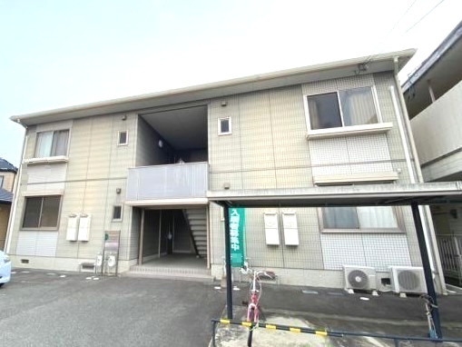 熊本市中央区帯山１丁目のアパートの外観