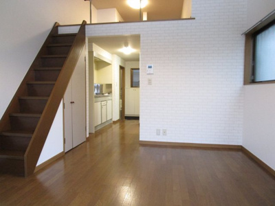 【寝室】 | メゾン・ド・リラ