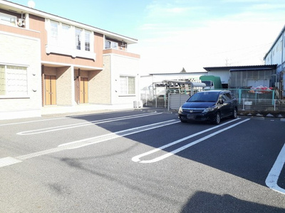 【駐車場】 | ソレイユ横島Ｂ | 駐車場完備です