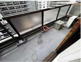 虎ノ門ガーデンのバルコニー|※別部屋参照