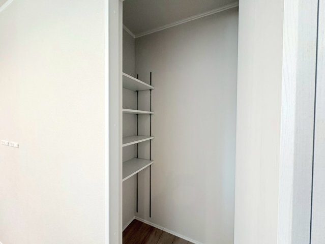 ダイマルタウン　羽島郡岐南町伏屋第８　全３区画分譲の収納|パントリーです。