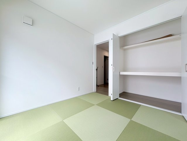 ダイマルタウン　羽島郡岐南町伏屋第８　全３区画分譲の和室|一室あると便利な和室は、ご来客時はもちろん、お子様のお昼寝や遊び場、寝室としてもご利用いただけます。