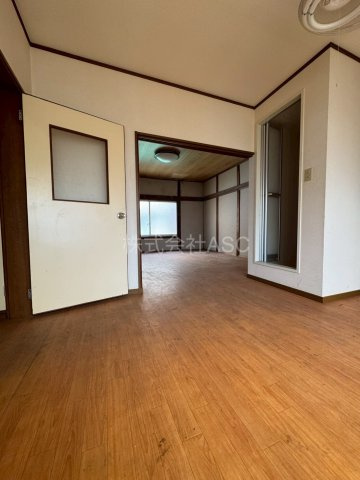 庄内東町テナントの居間・リビング