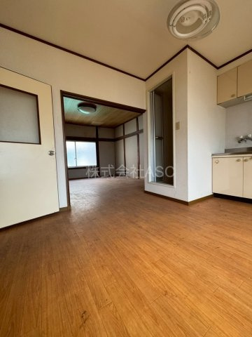 庄内東町テナントの居間・リビング